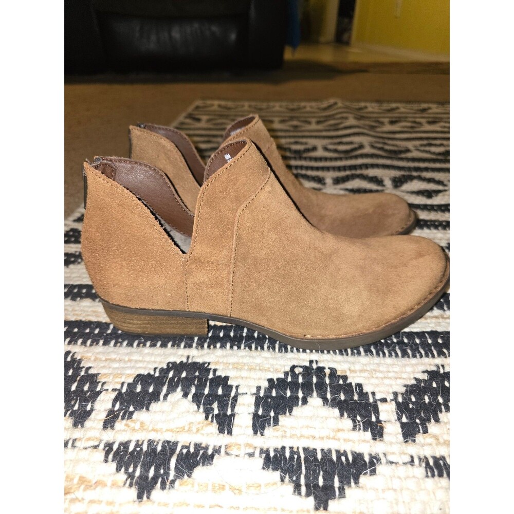 Born Shari 2 Boots Womens 8M Brown Rust Suede Leather Back Zipper Heel Booties